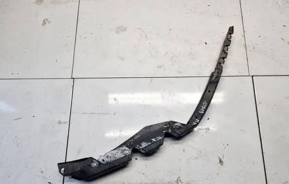Skoda Octavia Mk2 (1Z) Front bumper mounting bracket 1Z0807183