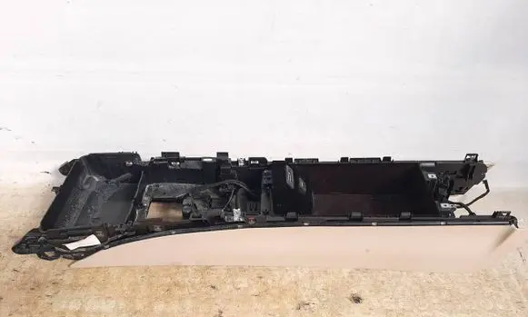 Mercedes-Benz SL R231 Center console A2316800200