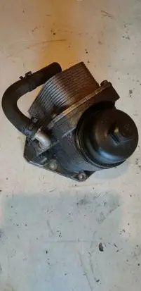 Chrysler Grand Voyager V Oil filter mounting bracket