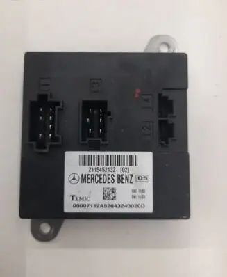 Mercedes-Benz E W211 Comfort/convenience module 2115452132