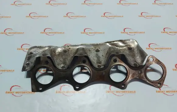 BMW 3 E46 Heat shield in engine bay 1743719