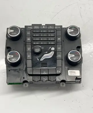 Volvo V70 Climate control unit 30795271