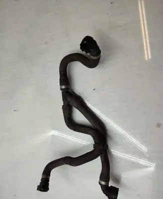 BMW 1 E81 E87 Engine coolant pipe/hose 7596339