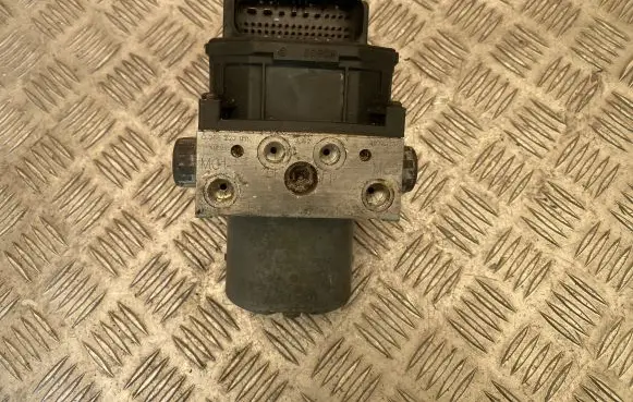 Alfa Romeo 147 ABS Pump 0265800005 12609 181256