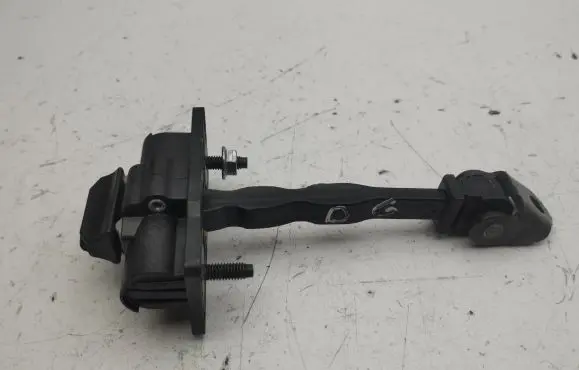 Citroen C4 III e-C4 Rear door check strap stopper