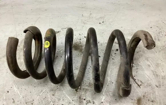 Volvo XC90 Rear coil spring