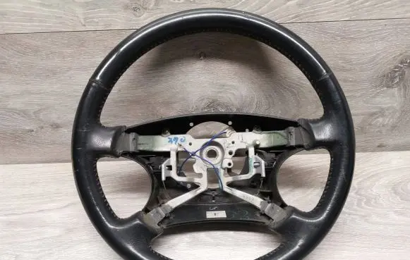 Toyota Avensis Verso Steering wheel