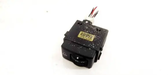 Nissan Qashqai Headlight wiper switch 