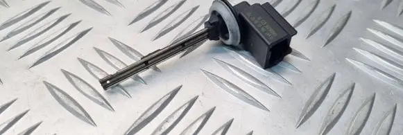 Citroen C4 I Picasso Interior temperature sensor A6410040038 104806005