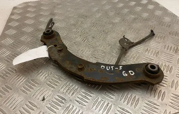 Mitsubishi Outlander Rear control arm