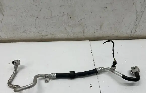 Audi Q8 e-tron Air conditioning (A/C) pipe/hose 4KE816743J