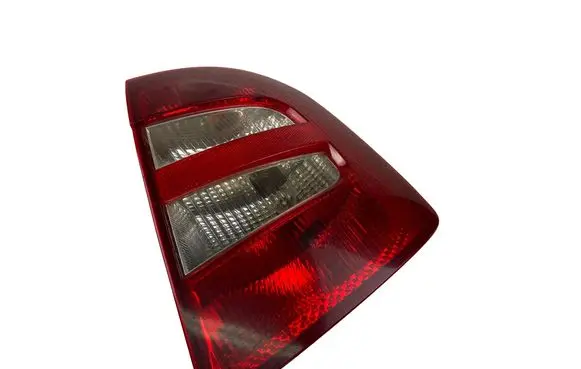 Skoda Octavia Mk1 (1U) Rear/tail lights 6Y6945096 6Y6945112