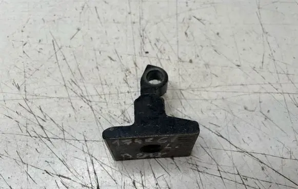 BMW 5 E60 E61 Rear door upper hinge 7068087