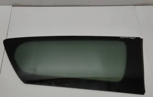 Chrysler Pacifica Rear side window P68238494AC