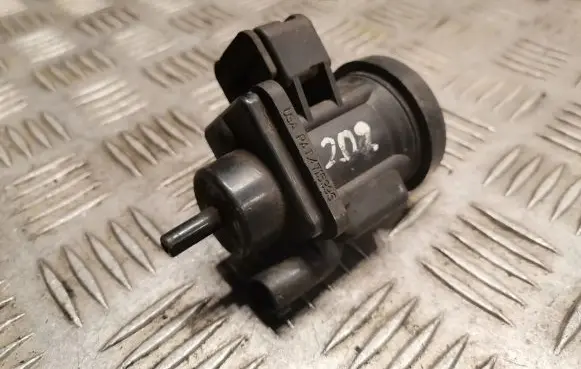 Mercedes-Benz C W202 Turbo solenoid valve 0005450427