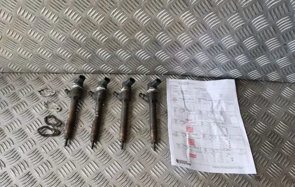 Fuel injectors set