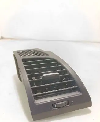BMW 1 E81 E87 Dashboard side air vent grill/cover trim 7059188 5160 P010204439