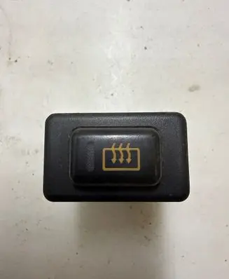 Mitsubishi Pajero Windscreen/window heater switch 