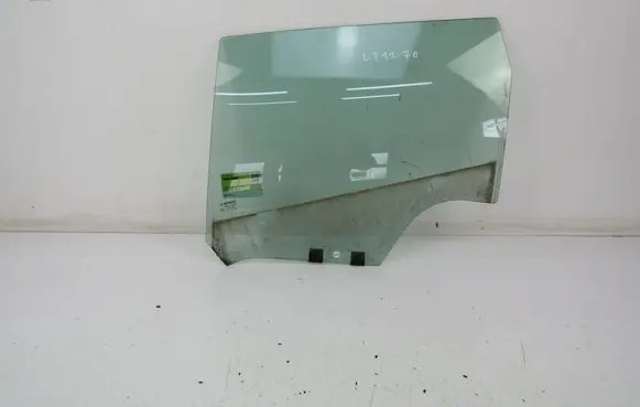 Renault Clio I Rear door window glass 
