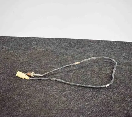 Audi A4 S4 B9 8W Oil temperature sensor 8W0906088F