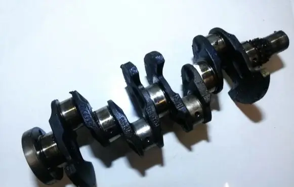 Volkswagen Golf V Crankshaft 