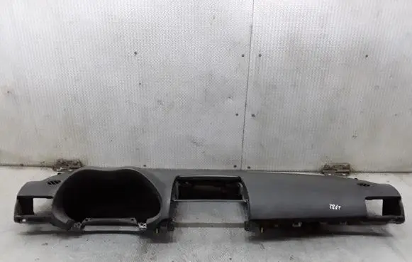 Toyota Avensis T250 Dashboard 5531105070