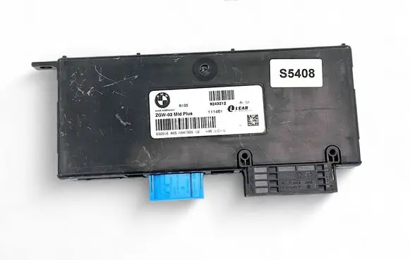 BMW 5 F10 F11 Gateway control module 9243212 61359243212