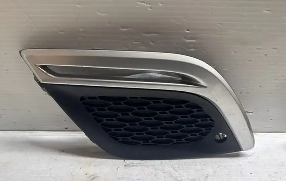 Volvo XC60 Front bumper lower grill 31290433