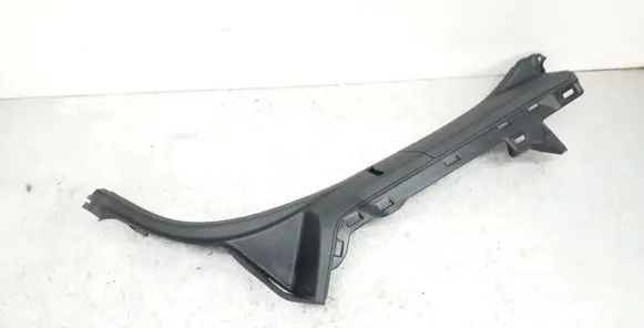 Skoda Yeti (5L) Rear seat side bottom trim 5L0867766B
