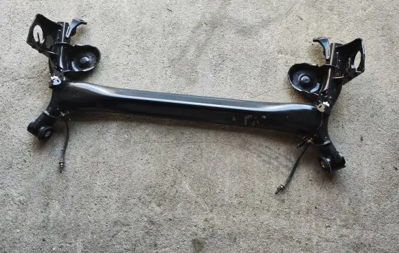 Nissan Qashqai Rear subframe 