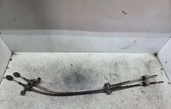Opel Zafira A Gear shift cable linkage 