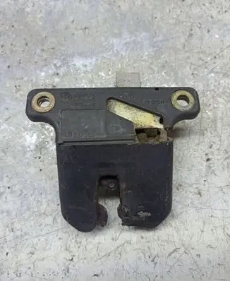 Audi A3 S3 8L Tailgate/trunk/boot lock/catch/latch