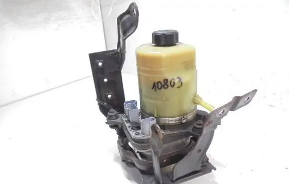 Ford Focus C-MAX Power steering pump 4M51-3K514-AD