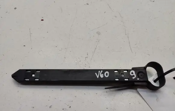 Volvo V60 Headlight/headlamp mounting bracket 89093258 31294521
