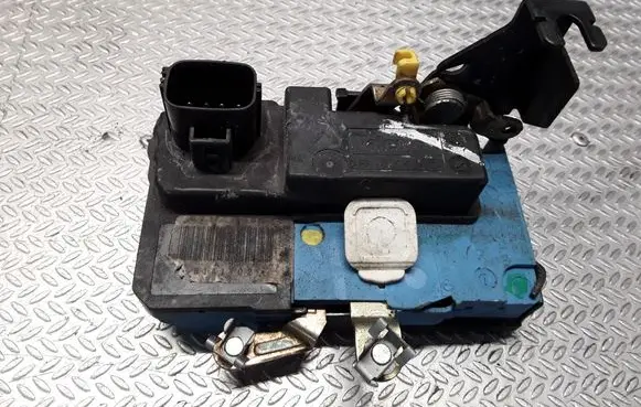 Volvo S80 Front door lock 9141702