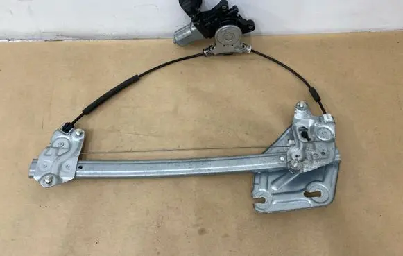 Mazda MX-5 NC Miata Front door window regulator with motor 8621004780