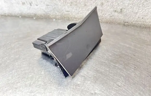 Opel Astra H Car ashtray 13133284 315740100 331985437