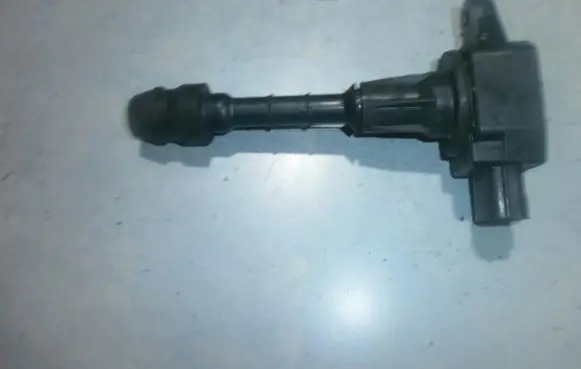 High voltage ignition coil