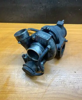 BMW 5 E39 Turbo 2246144 FD041374 8380111