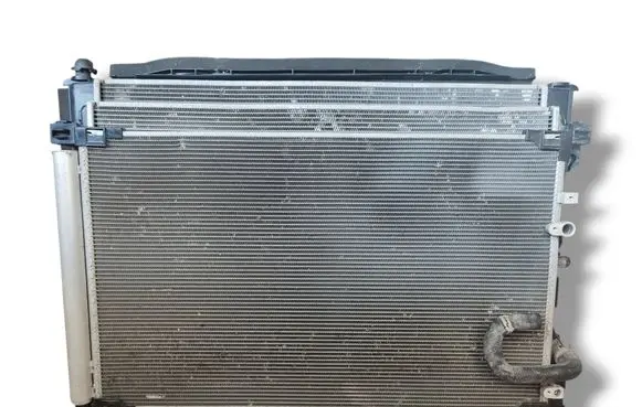 Toyota Mirai II Radiator set 1636331520 06G07 2685005000