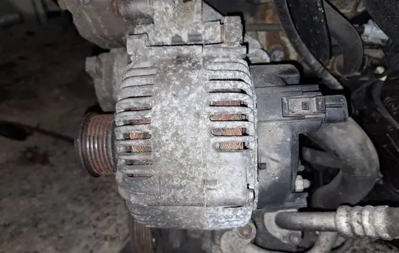 Volkswagen PASSAT B6 Generator/alternator 021903026l