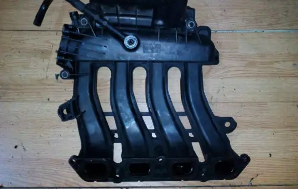 Renault Scenic II - Grand scenic II Intake manifold 8200275053