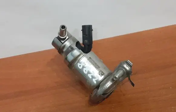 Mercedes-Benz Vito Viano W447 AdBlue injector 8822 A0004904100