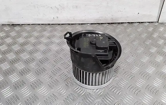 Citroen C5 Heater fan/blower 77370805