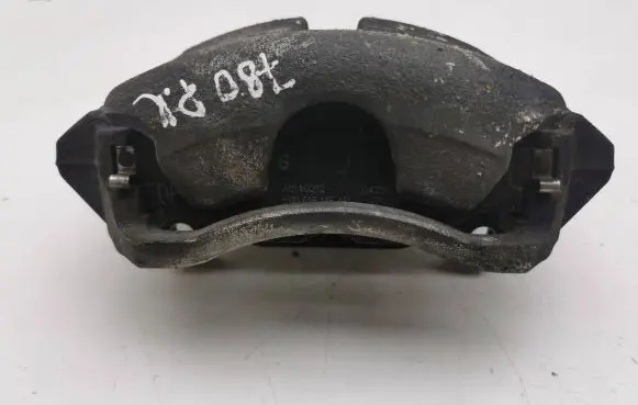 Audi Q2 - Front brake caliper