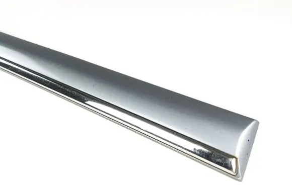 Mercedes-Benz C W202 Front door trim (molding) A2026909362