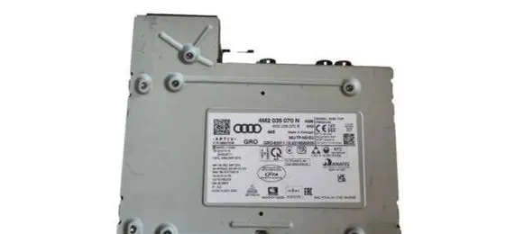 Audi Q7 4M GPS navigation control unit/module 4M2035070N
