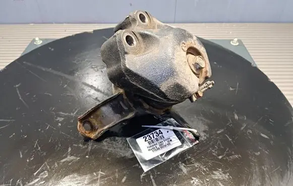 Mazda 6 Engine mount vacuum valve 