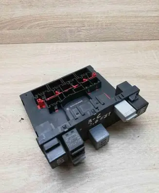 Volkswagen PASSAT B6 Comfort/convenience module 3C0937049L F005V00532