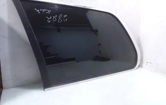 Volvo XC90 Rear side window As2